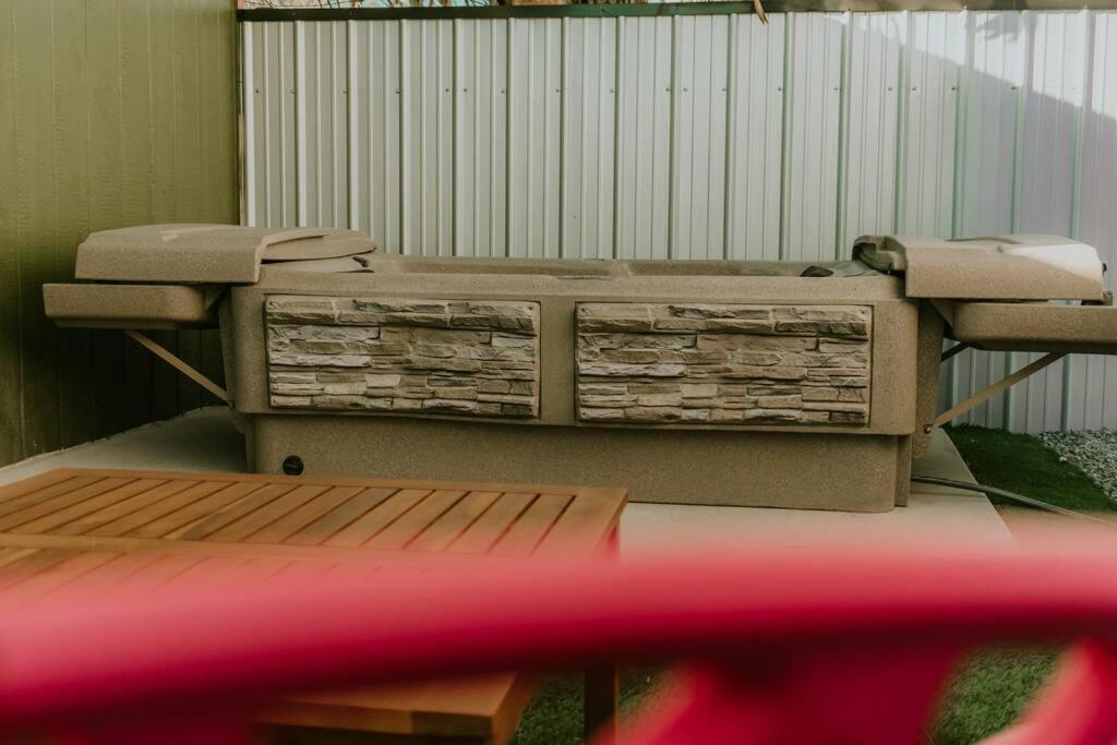 Agave Tiny House At Cactus Flower-Hot Tub-Pet Friendly-No Pet Fees! Albuquerque Buitenkant foto